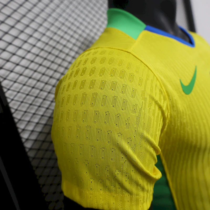 Camisa Da Seleção Brasileira I 25/26 - Amarela / Jogador