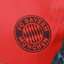 Camisa Bayern de Munique Pré-Jogo 25/26 Adidas - Branca e Vermelho